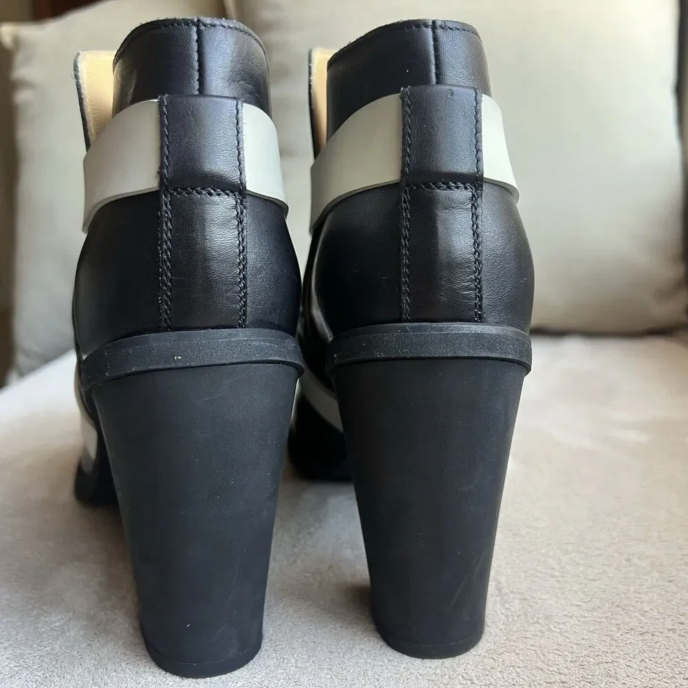 Maison Martin Margiela MM6 Black Leather w/ Cream Strap Ankle Booties EU 38 US 7